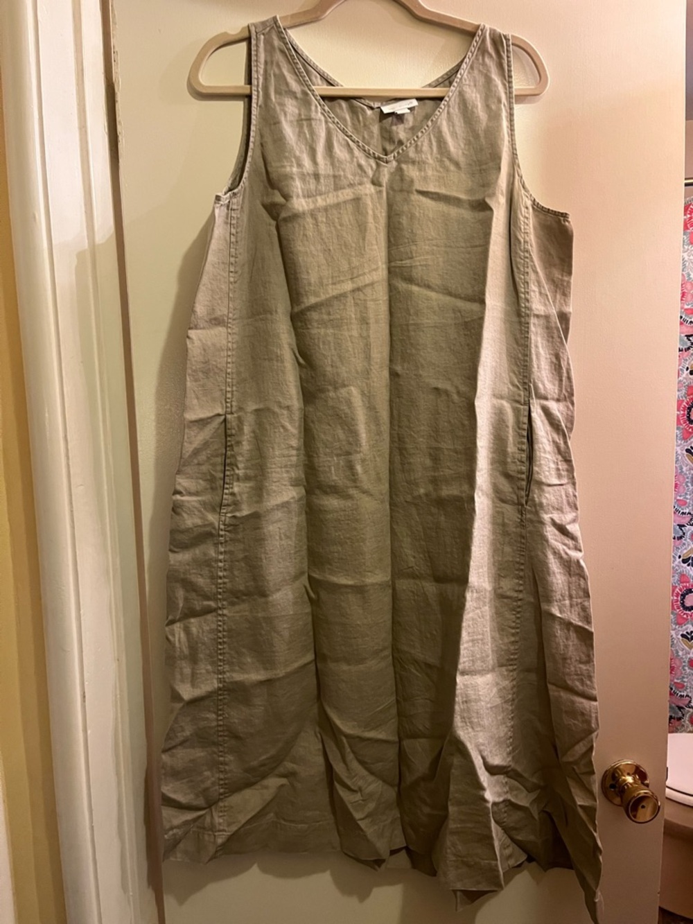 J. Jill Sleeveless Linen-Blend Maxi Dress in Light Khaki